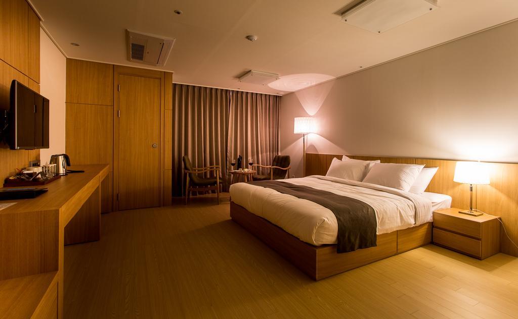 Hotel Logenir Gimcheon Habitación foto