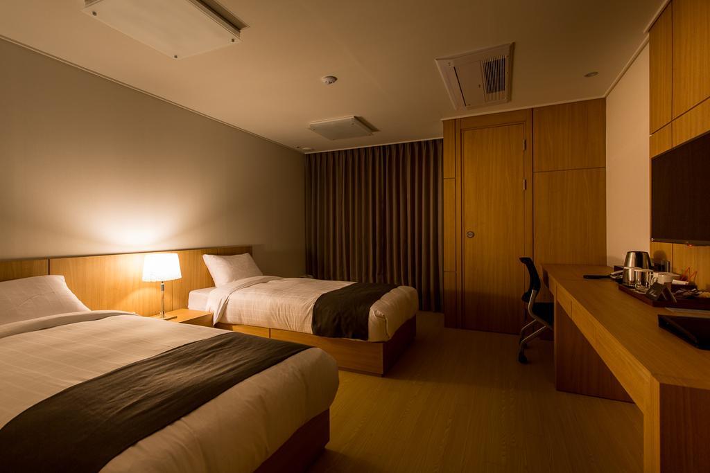 Hotel Logenir Gimcheon Habitación foto